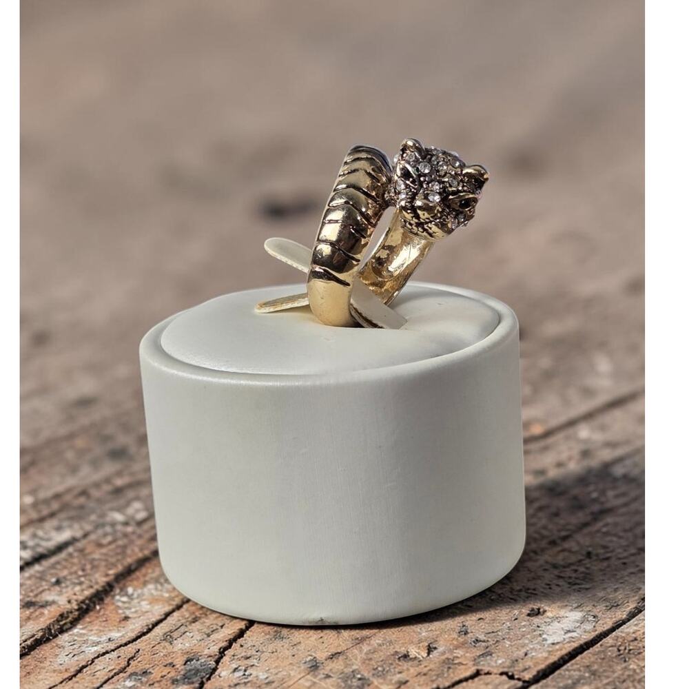 Abstract Gold Metal Panther Rhinestones Finger Wrap Ring 8
